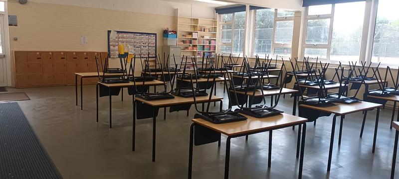 Grays Convent High School Classroom 8 - photo 2