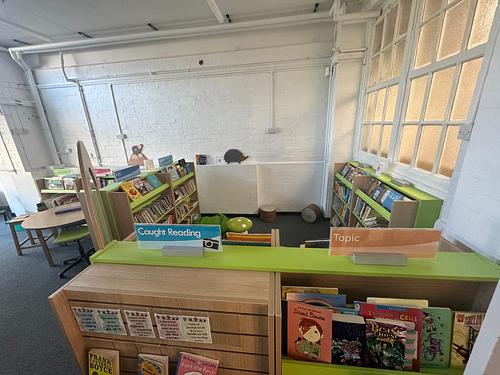 Bevington Primary School  Library