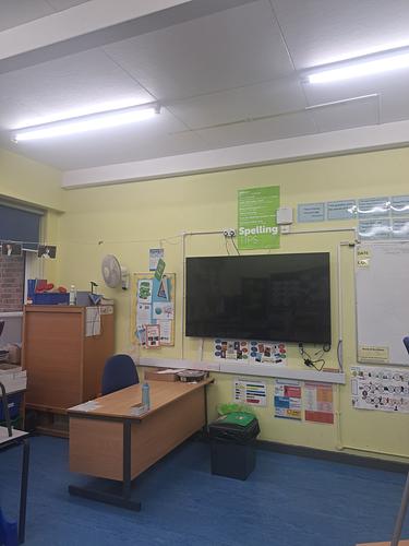 Hazelwick School Classroom 10
