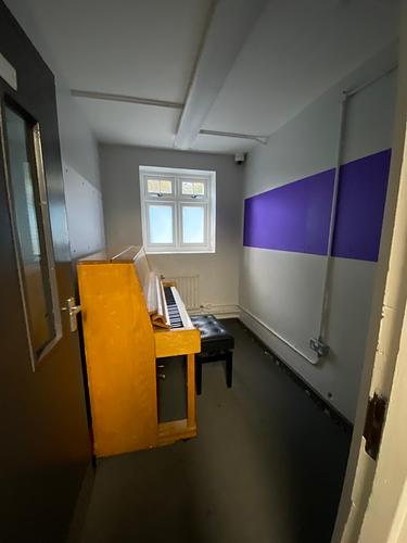 Chiswick School Music Practice Room D