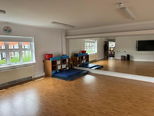 Stourfield Infant School Activity Studio - photo 3