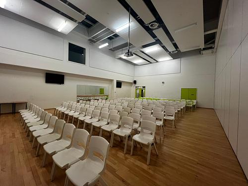 Ark Isaac Newton Main Hall (Right Side)