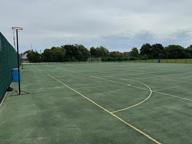 Twynham School Multi Use Games Area Rubberised - photo 2
