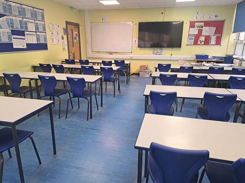 Hazelwick School Classroom 86