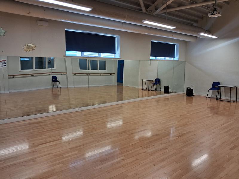 Chadwell Heath Academy Dance Studio - photo 2