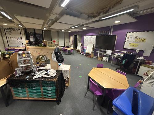 School 21 Classroom B5 (Primary)