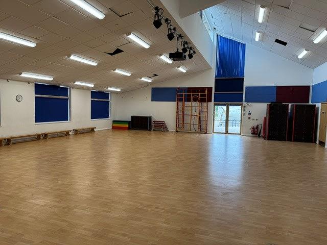 Twynham Primary School Main Hall - photo 1