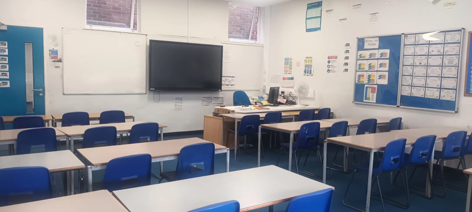 Chadwell Heath Academy Classroom 3 - photo 2