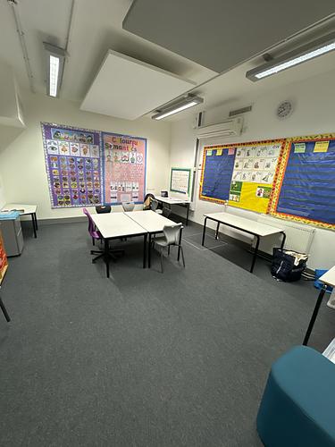 School 21 Classroom B18 (Primary)