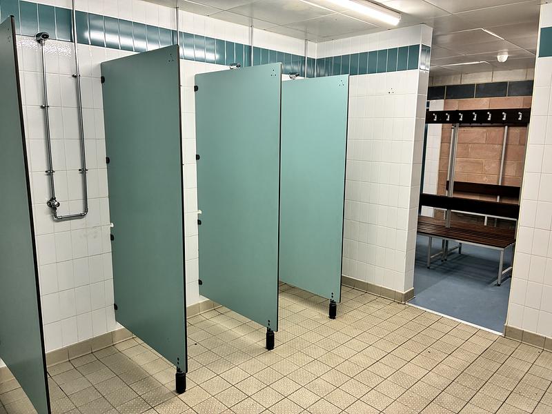 Debden Park High School Changing Room - photo 2