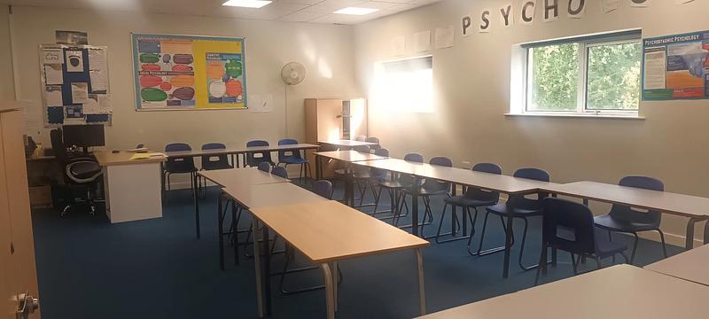 Chadwell Heath Academy Classroom 82 - photo 3