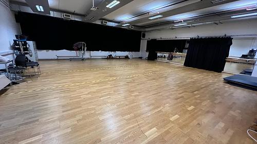 St Pauls Way Secondary School Dance studio 0.56