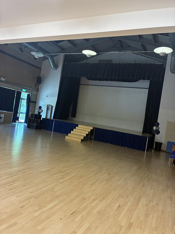 Debden Park High School Main Hall - photo 2
