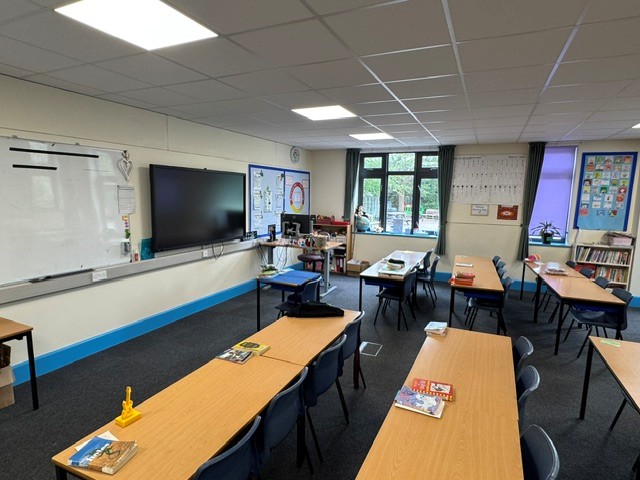 Christchurch Junior School Classroom 23 - photo 2