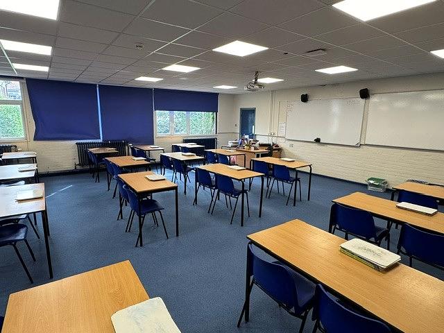 Poole High School Classroom 17 - photo 2