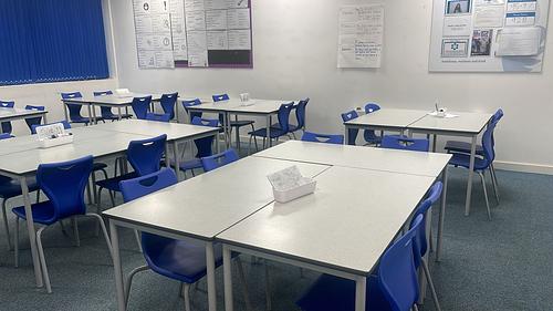 Ark Victoria Classroom M40