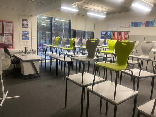 Ark Isaac Newton G44