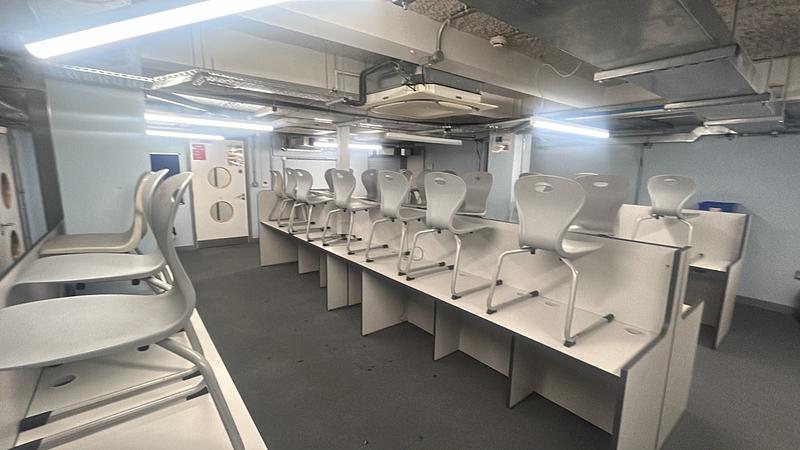 Wapping High School Computer Room (No access to Computers) - photo 1
