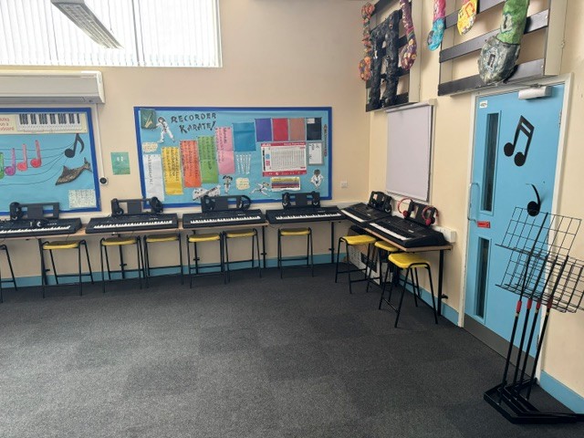 Christchurch Junior School Music Room - photo 3
