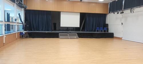 Mossbourne Fobbing Academy (Gable Hall) Main Hall