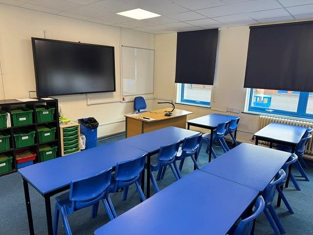Twynham School Classroom 10 - photo 1