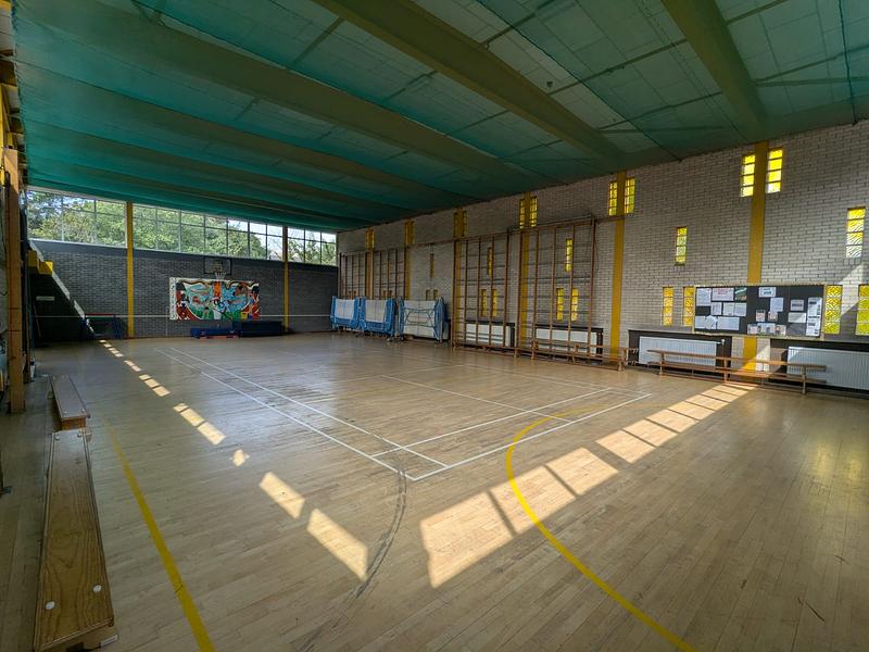 Grays Convent High School Gymnasium  - photo 1