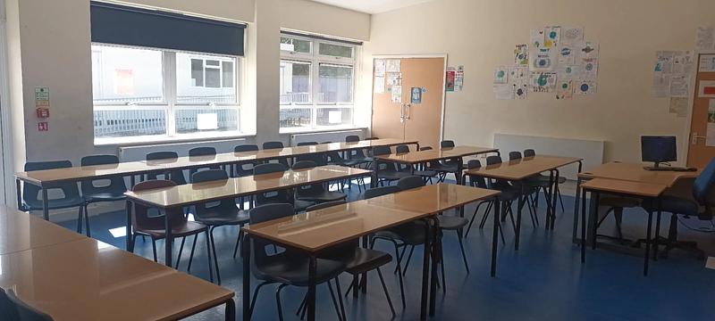 Grays Convent High School Classroom 34 - photo 2