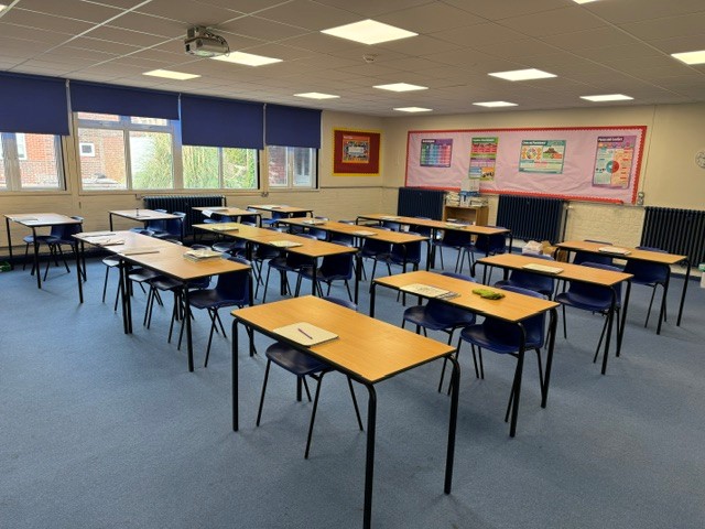 Poole High School Classroom 15 - photo 3