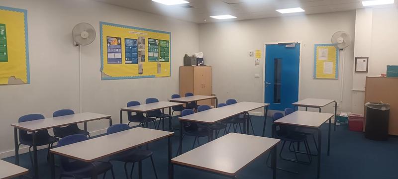 Chadwell Heath Academy Classroom 80 - photo 3