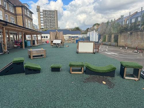 Bevington Primary School  Early Years Playground