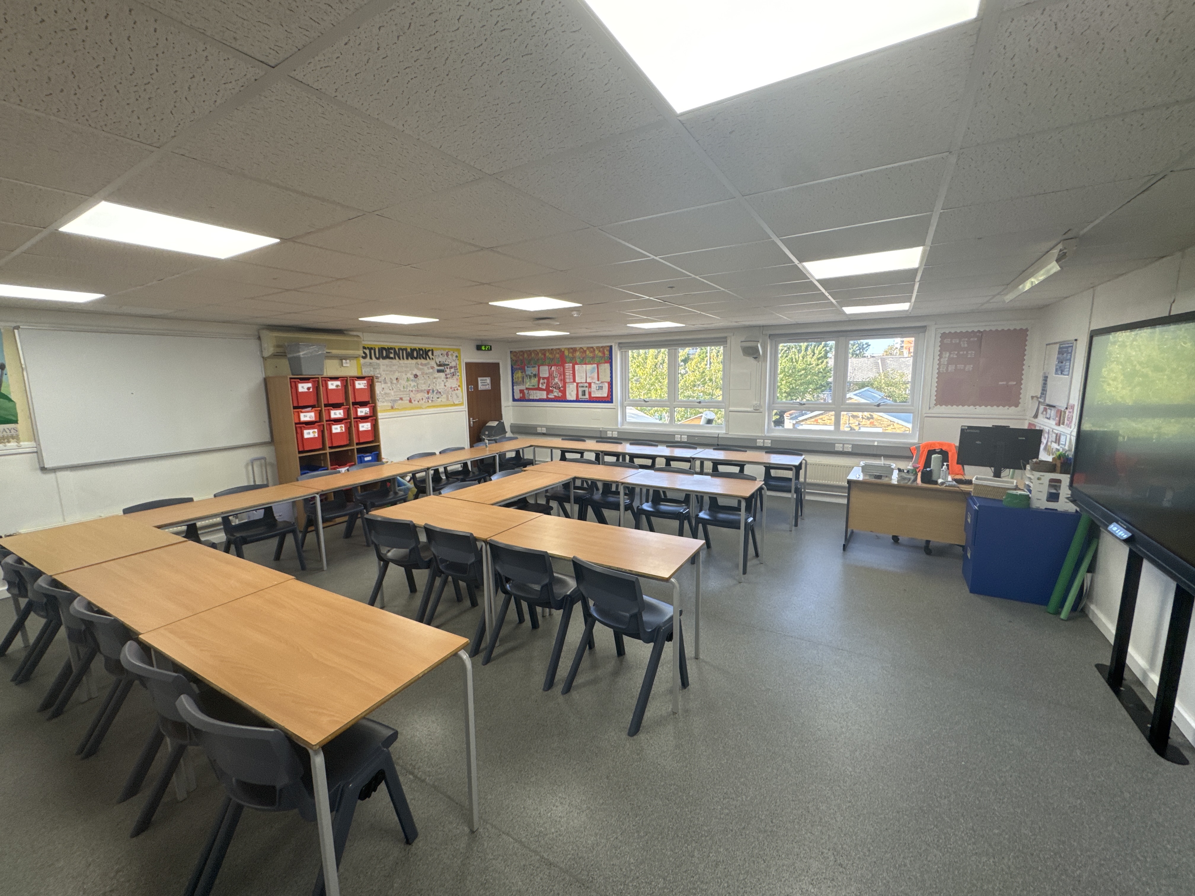 Sarah Bonnell Classroom F20 - photo 1