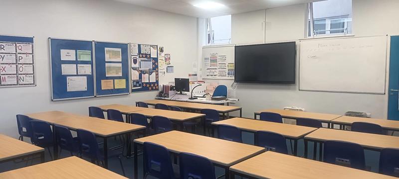 Chadwell Heath Academy Classroom 6 - photo 3