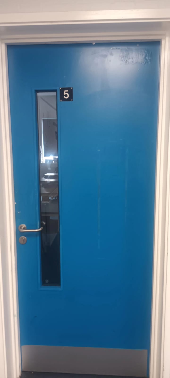 Chadwell Heath Academy Classroom 5 - photo 1