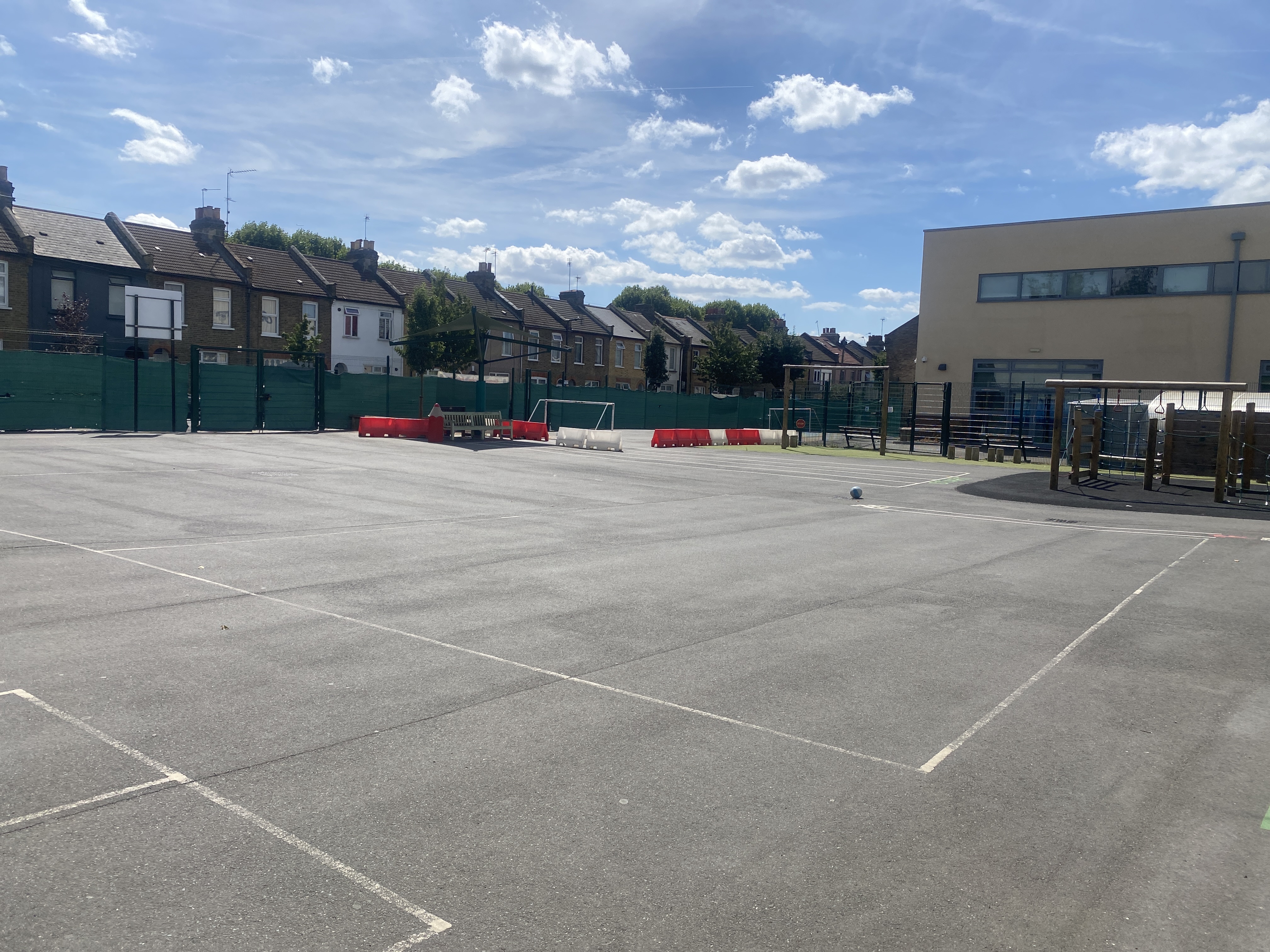 George Mitchell Primary School Car Park  - photo 4