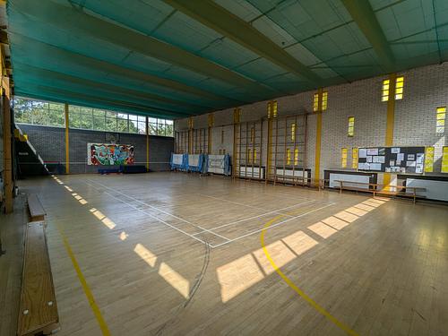 Grays Convent High School Gymnasium 