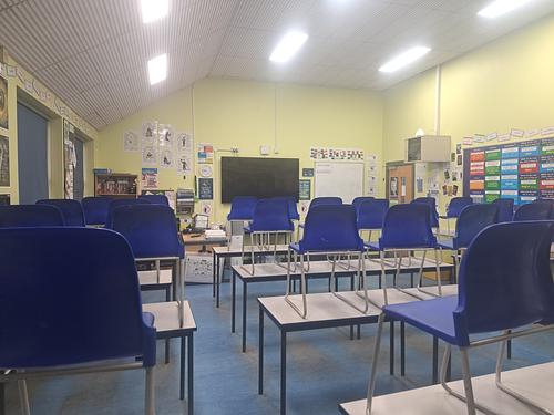 Hazelwick School Classroom 39 (upstairs) TLC