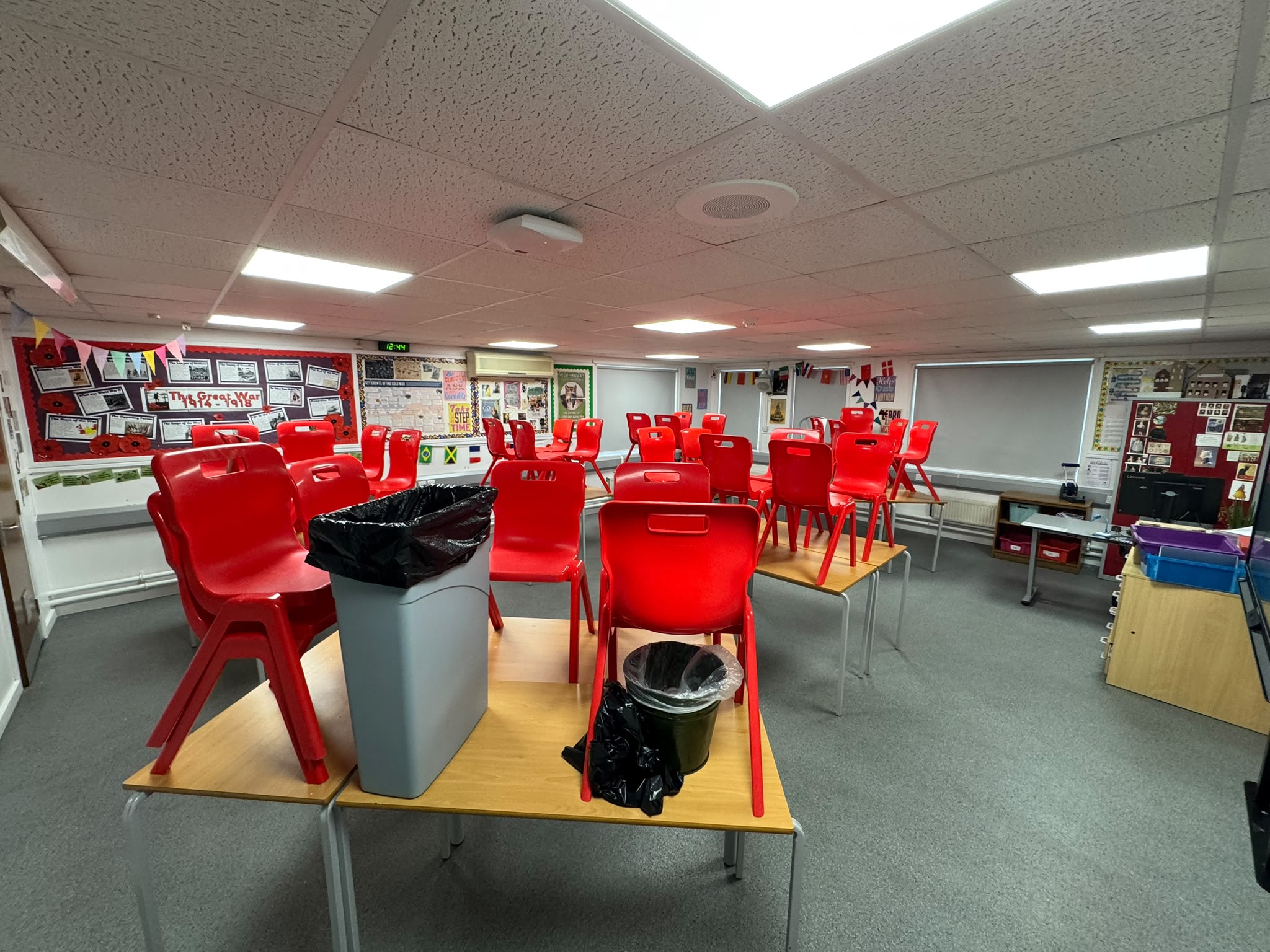 Sarah Bonnell Classroom F18 - photo 1