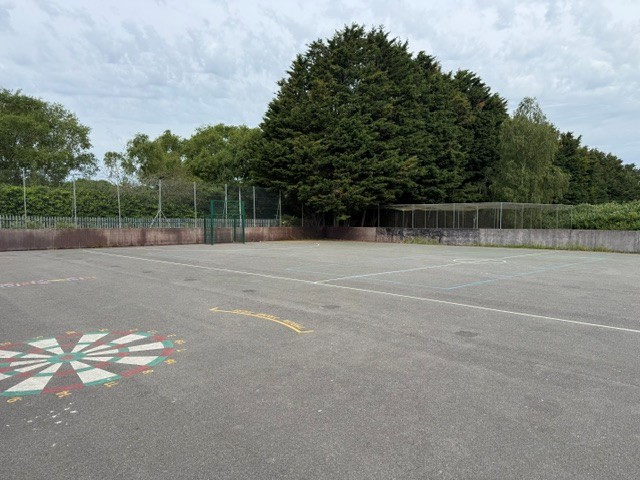 Poole High School Playground - photo 2
