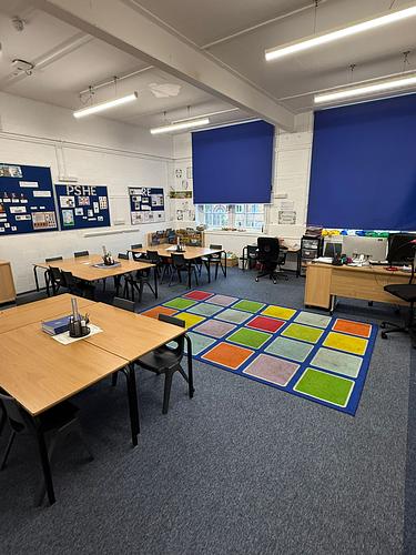 Bevington Primary School  2B Classroom 