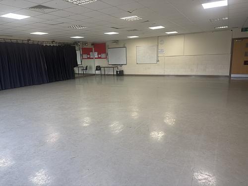 Masque Theatre Dance DA2