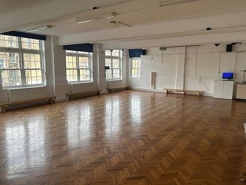 Bevington Primary School  Middle Floor Hall