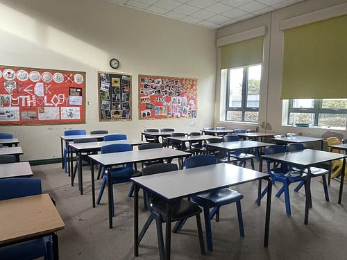 Tudor Grange Academy Solihull Oak Classroom OG0