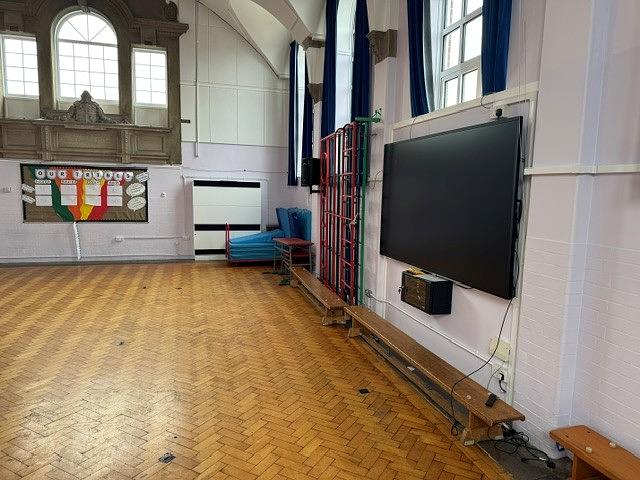 Stourfield Infant School Main Hall - photo 3