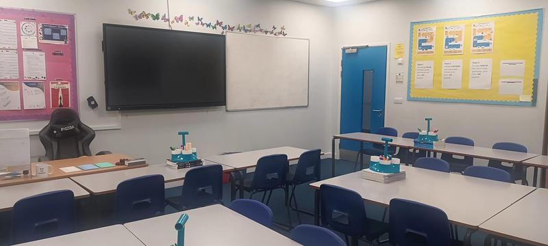 Chadwell Heath Academy Classroom 84 - photo 2