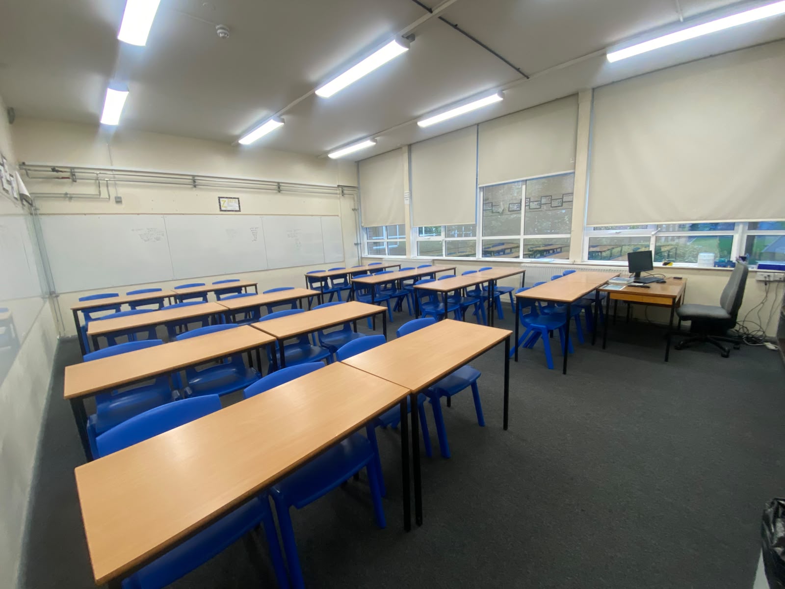 Langley Park School for Girls Classroom M003 - photo 3
