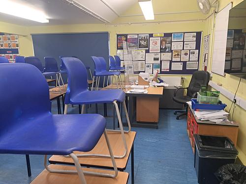 Hazelwick School Classroom 18