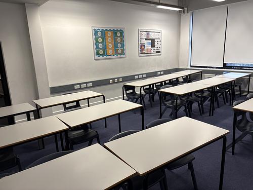 Ark Globe Academy MF4 Classroom