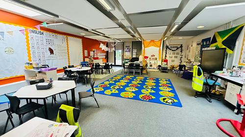 School 21 Classroom (Primary) B7
