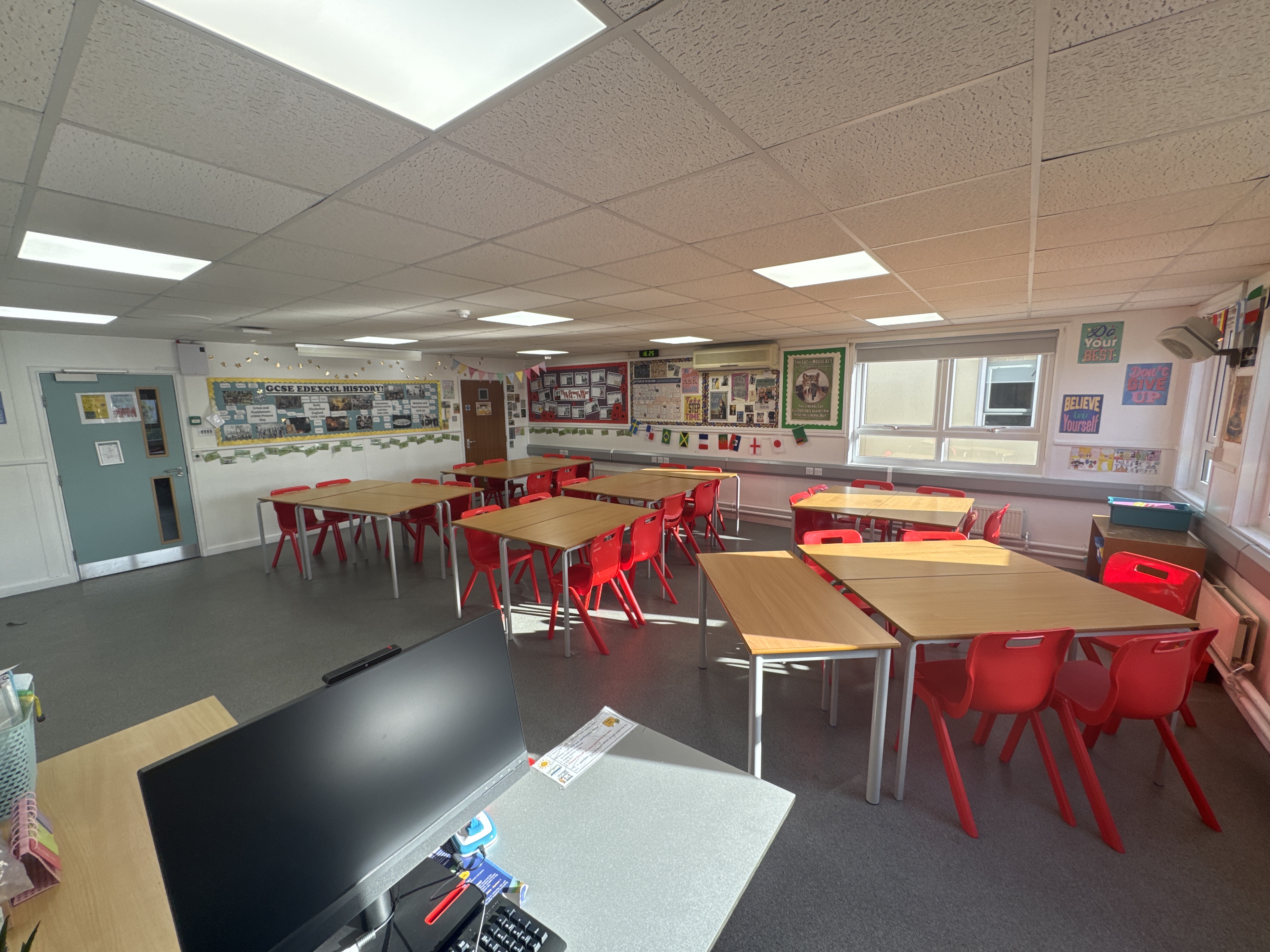 Sarah Bonnell Classroom F18 - photo 2