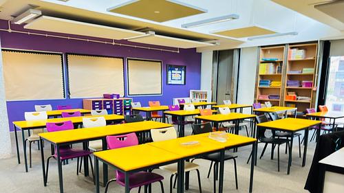 School 21 Classroom (Middle School) C10
